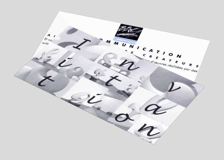 Mise en page et suivi de fabrication d'une carte d'invitation pour une exposition d'artistes régionaux lors de l'inauguration de l'agence — création graphique réalisée par emmanuelle lemaire